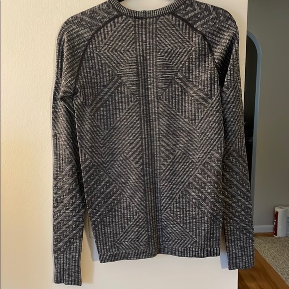 Lululemon Rest Less Pullover in Heathered Black - Picture 6 of 8